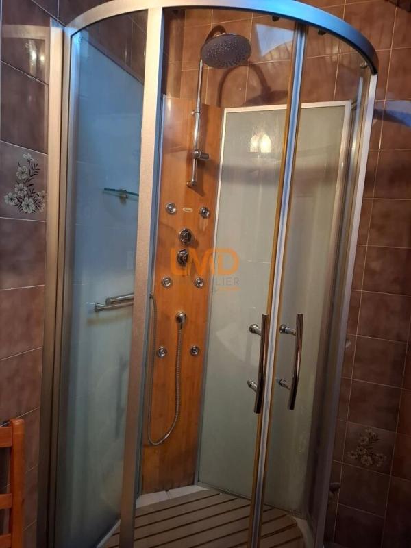 Maison - 105 m² - 10 pièces