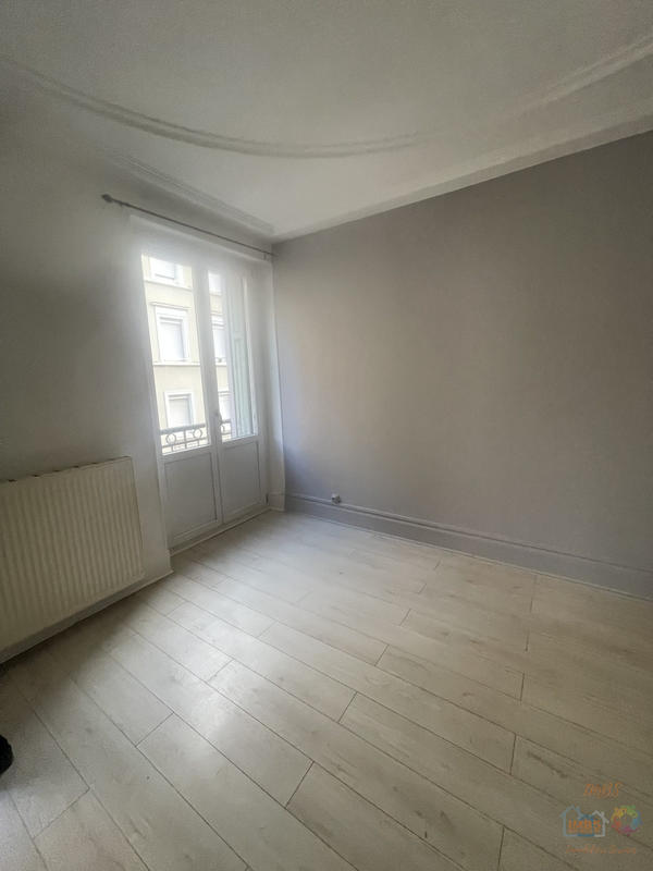 Appartement - 57 m² - 3 pièces