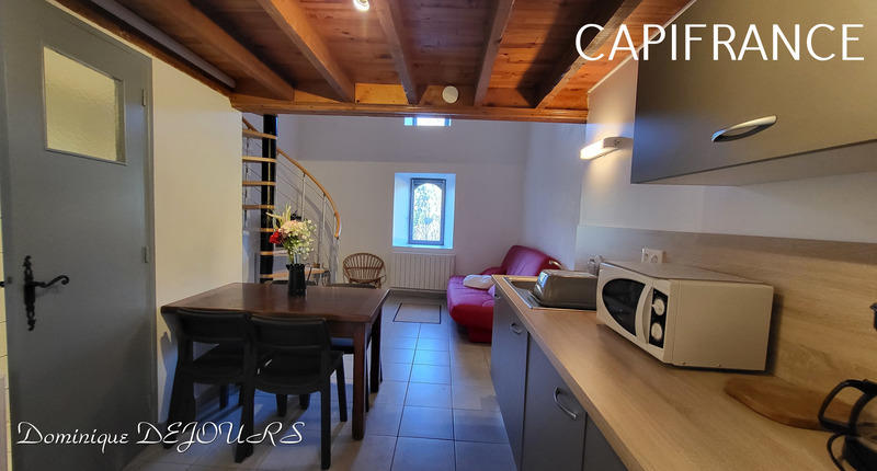 Maison - 205 m² - 11 pièces