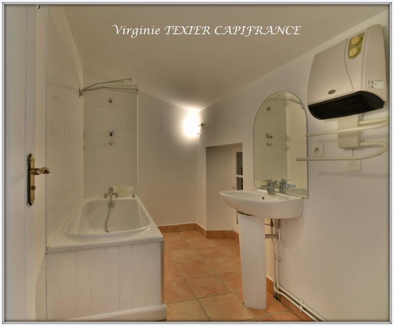 Maison en pierre - 168 m² - 6 pièces