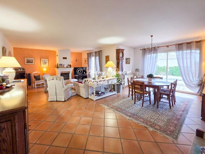 Maison - 165 m² - 5 pièces