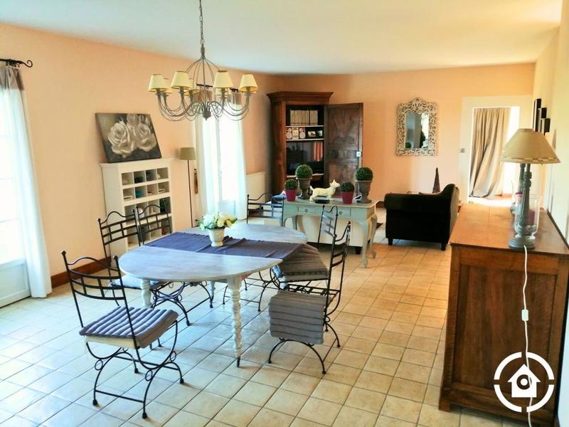 Maison - 143 m² - 6 pièces