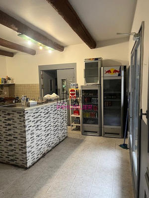 Local commercial - 119 m² - 3 pièces