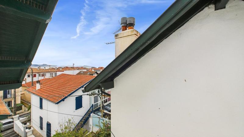 Maison - 192 m² - 8 pièces