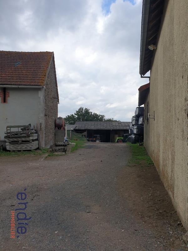 Corps de ferme - 109 m² - 5 pièces