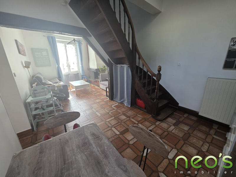 Maison - 93 m² - 5 pièces