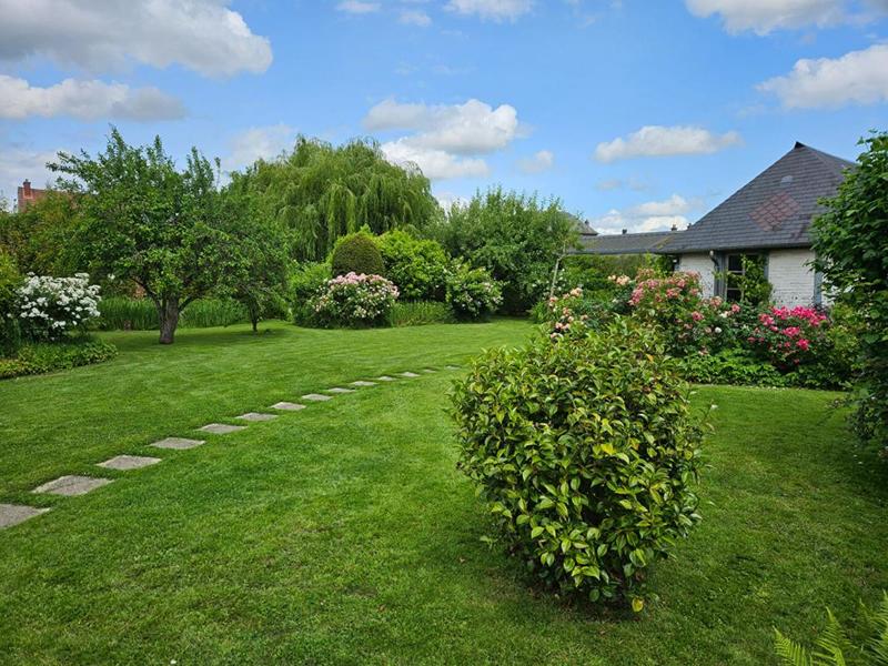 Maison - 200 m² - 7 pièces