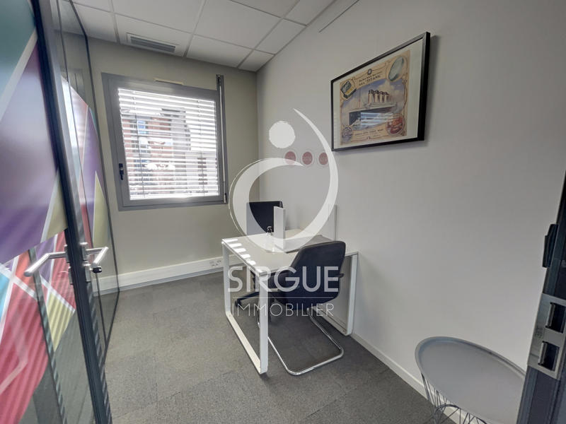 Bureau - 122 m²
