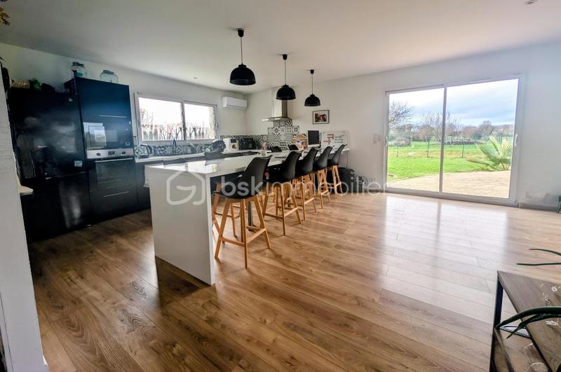 Maison traditionnelle - 115 m² - 5 pièces