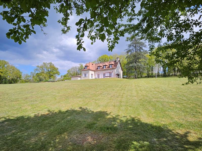 Maison - 145 m² - 5 pièces