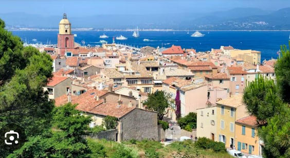 Maison de village - 80 m² - 4 pièces