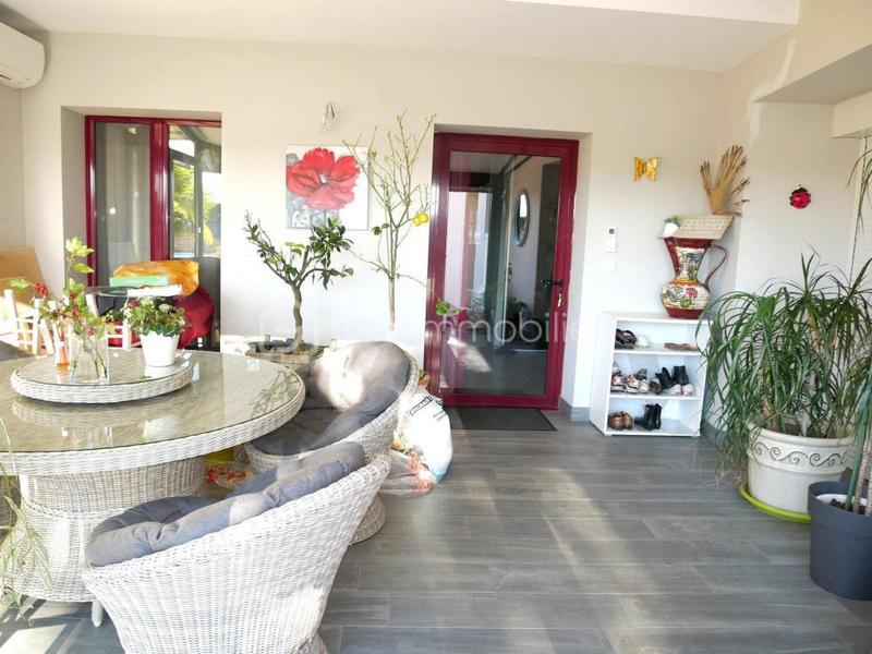 Demeure - 316 m² - 7 pièces