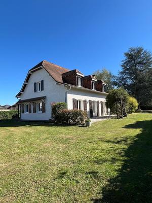 Maison - 160 m² - 5 pièces