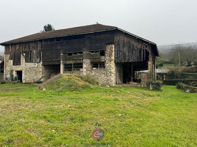 Maison - 200 m² - 11 pièces