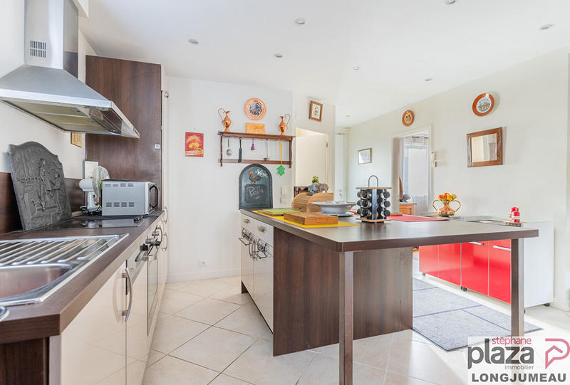 Maison - 80 m² - 4 pièces