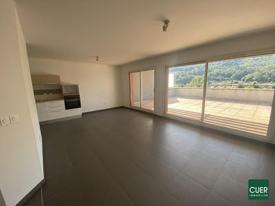 Appartement - 87 m² - 4 pièces