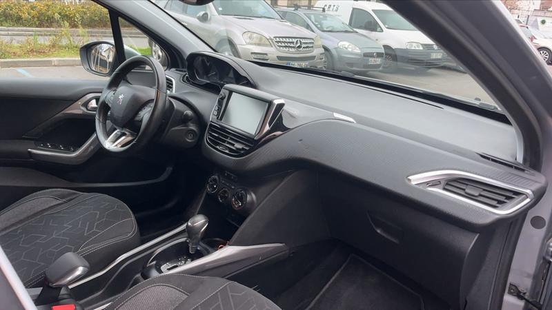 Peugeot 2008 1.2 PureTech 110 Eat6 Allure