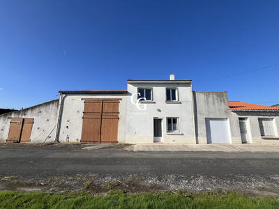 Maison ancienne - 104 m² - 5 pièces
