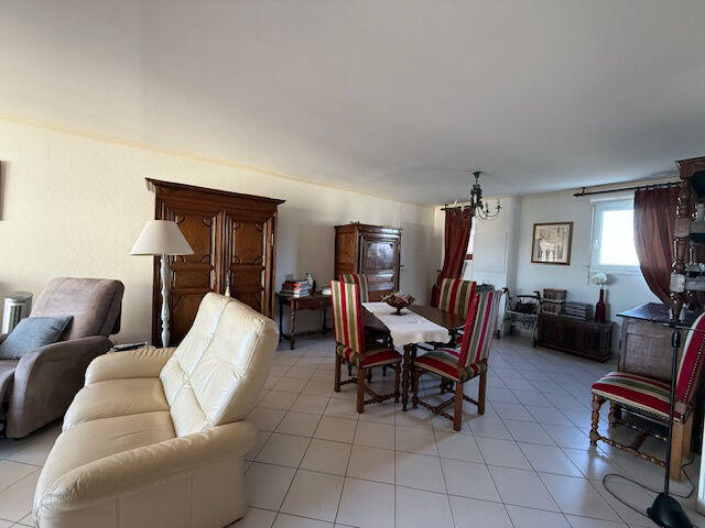 Appartement - 93 m² - 3 pièces