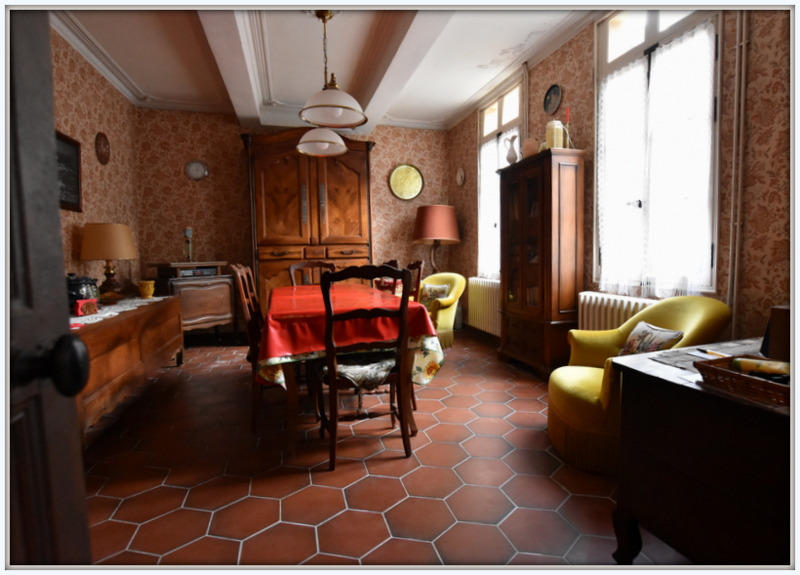 Maison - 209 m² - 8 pièces