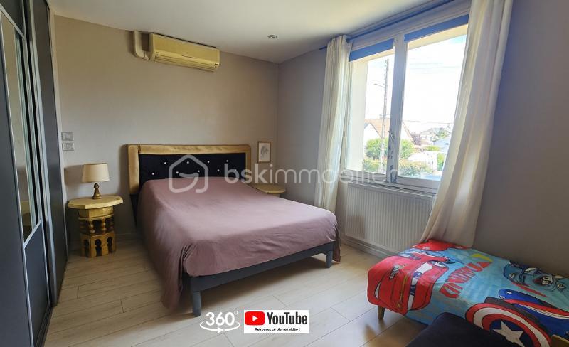 Maison traditionnelle - 140 m² - 5 pièces