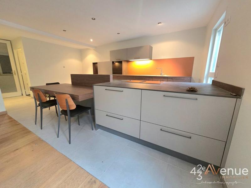 Maison - 142 m² - 5 pièces