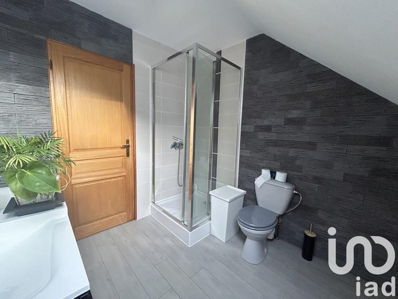 Maison - 140 m² - 8 pièces