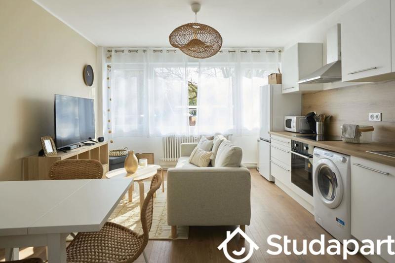 Chambre - 10 m² - 1 pièce