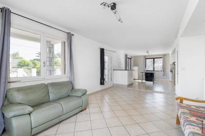 Immeuble - 200 m² - 4 pièces