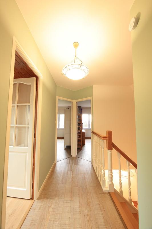 Maison - 190 m² - 8 pièces