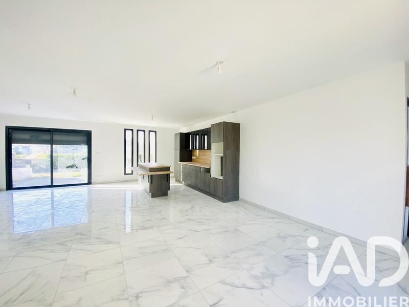 Maison - 108 m² - 4 pièces