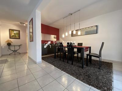 Appartement - 84 m² - 3 pièces