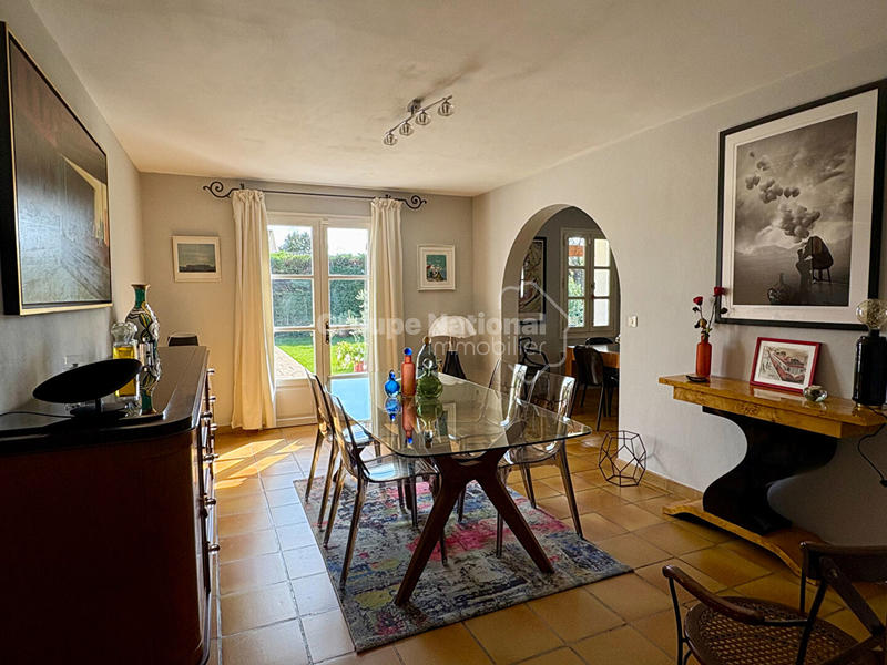 Maison - 195 m² - 7 pièces