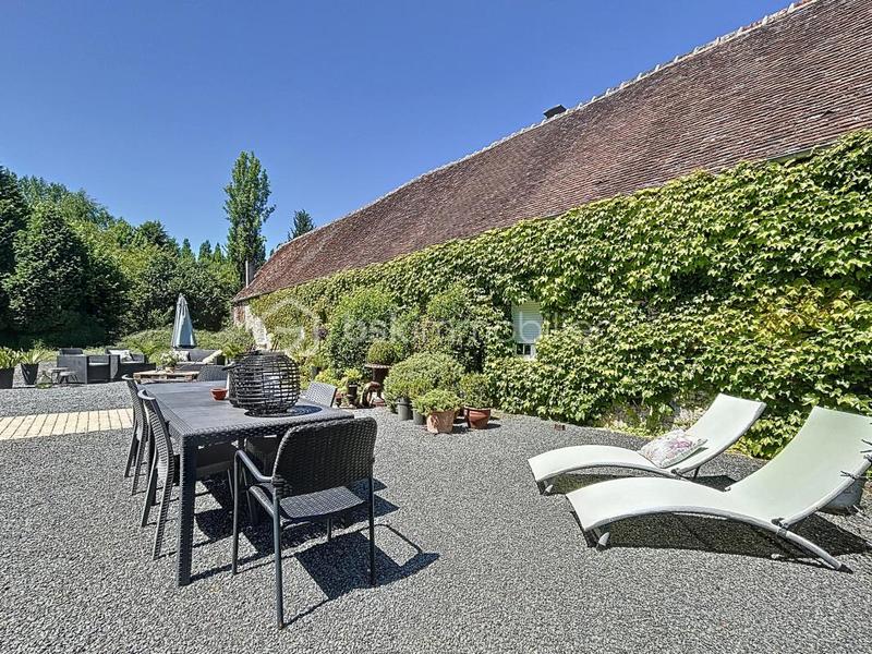 Demeure - 140 m² - 5 pièces