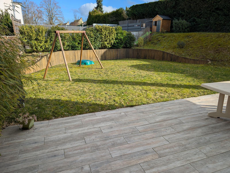 Maison - 95 m² - 5 pièces