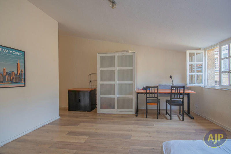 Appartement - 33 m² - 1 pièce