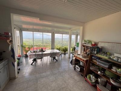 Villa - 272 m² - 5 pièces
