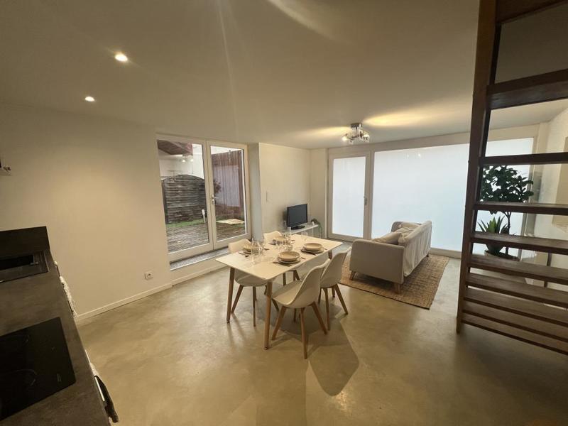 Appartement - 64 m² - 4 pièces