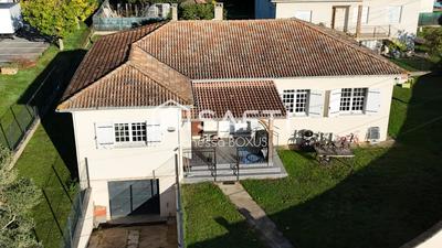 Maison de ville - 130 m² - 6 pièces