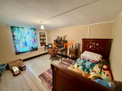 Maison - 93 m² - 4 pièces