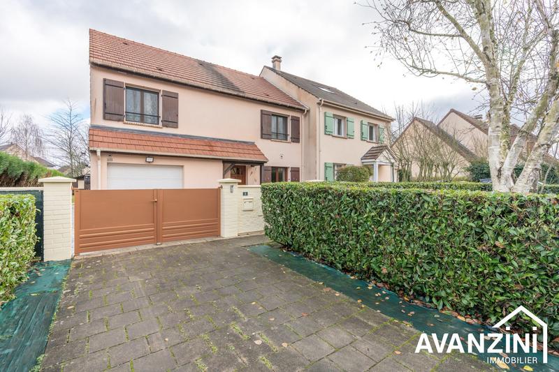 Maison traditionnelle - 120 m² - 6 pièces