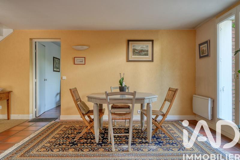 Maison - 206 m² - 8 pièces