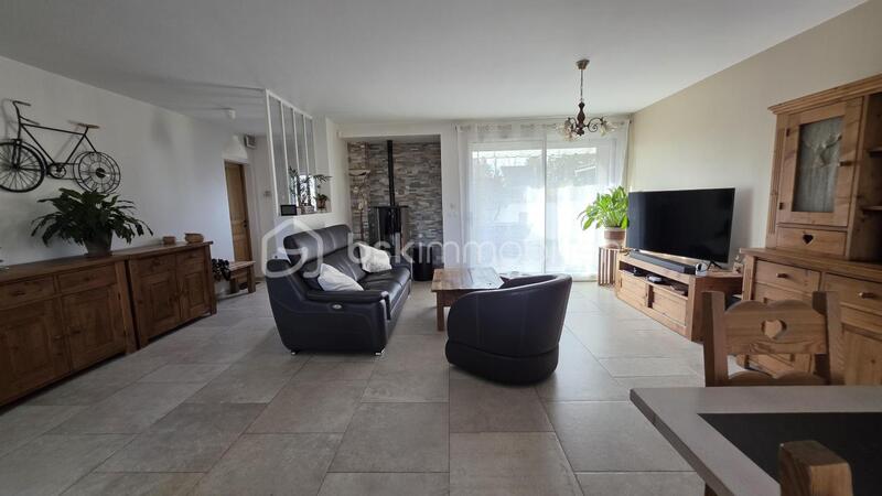 Maison - 97 m² - 5 pièces