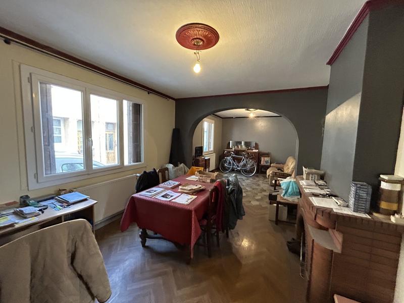 Maison traditionnelle - 80 m² - 5 pièces