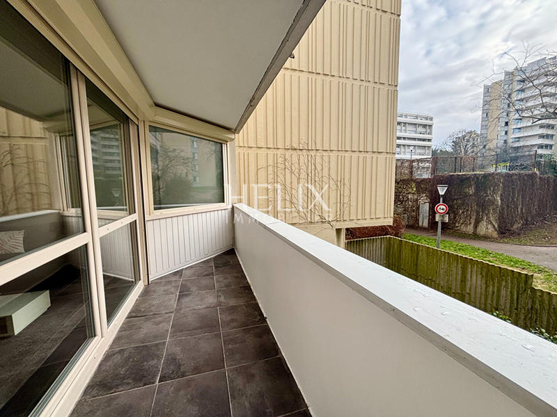 Appartement - 98 m² - 5 pièces