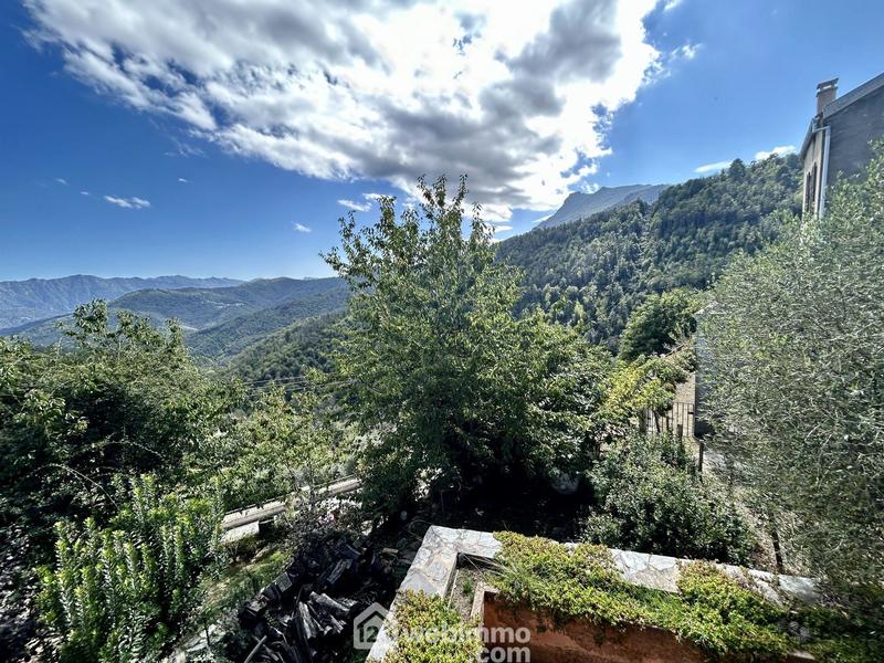 Maison - 140 m² - 4 pièces