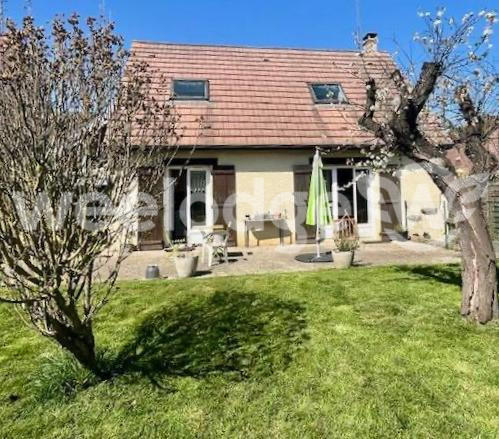 Maison - 90 m² - 6 pièces