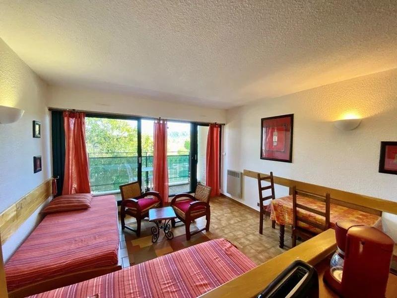 Studio - 25 m² - 1 pièce