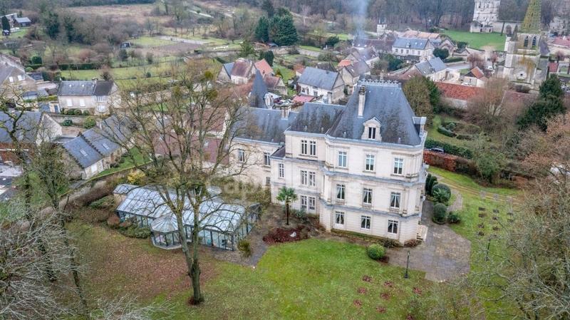 Propriété - 750 m² - 15 pièces