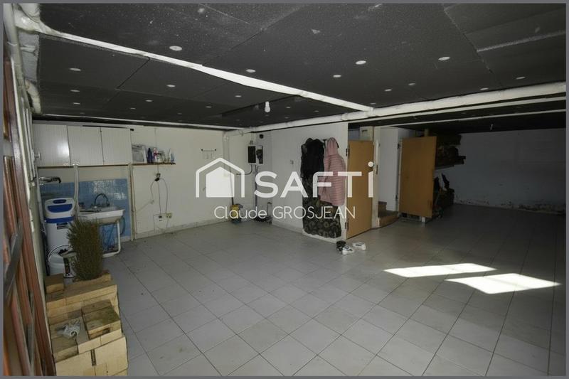 Maison - 175 m² - 8 pièces